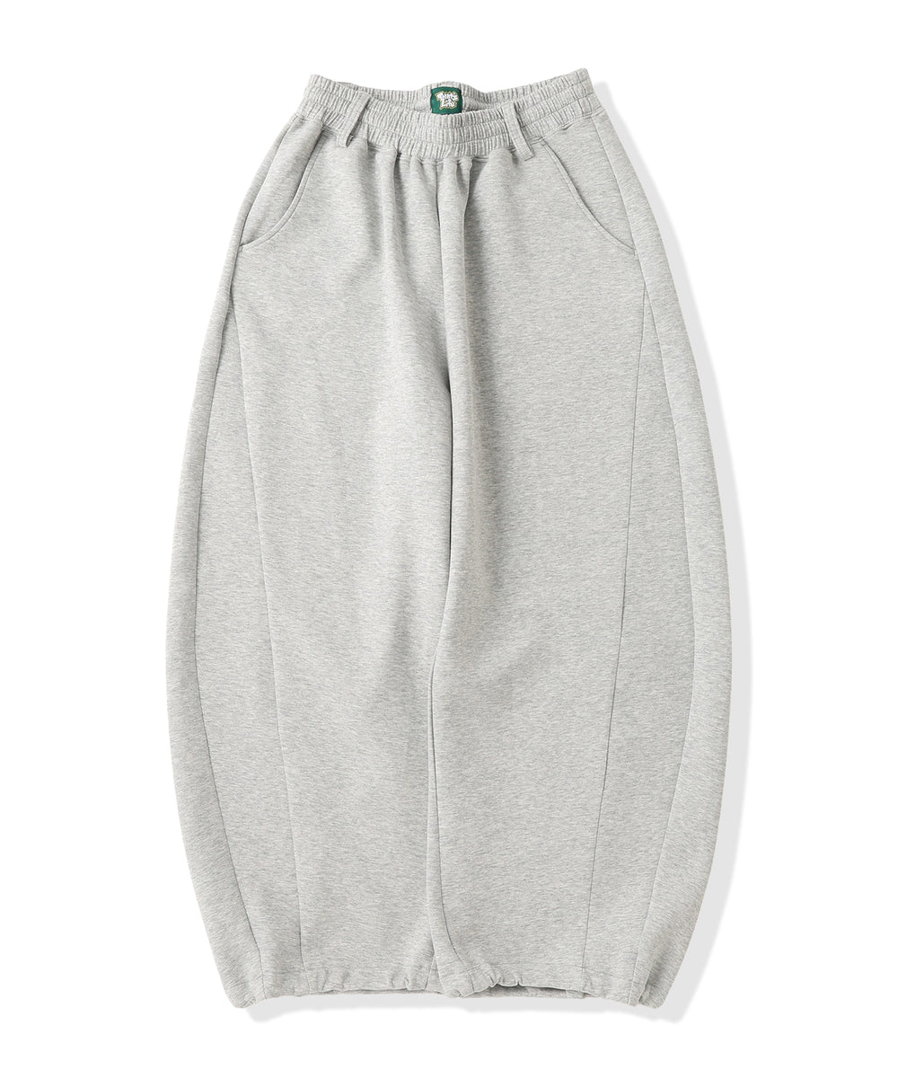 TL heart logo patch balloon sweat pants