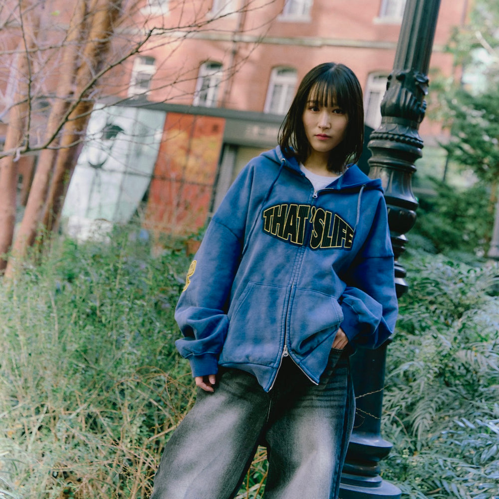 Vintage styles Front logo zip hoodie