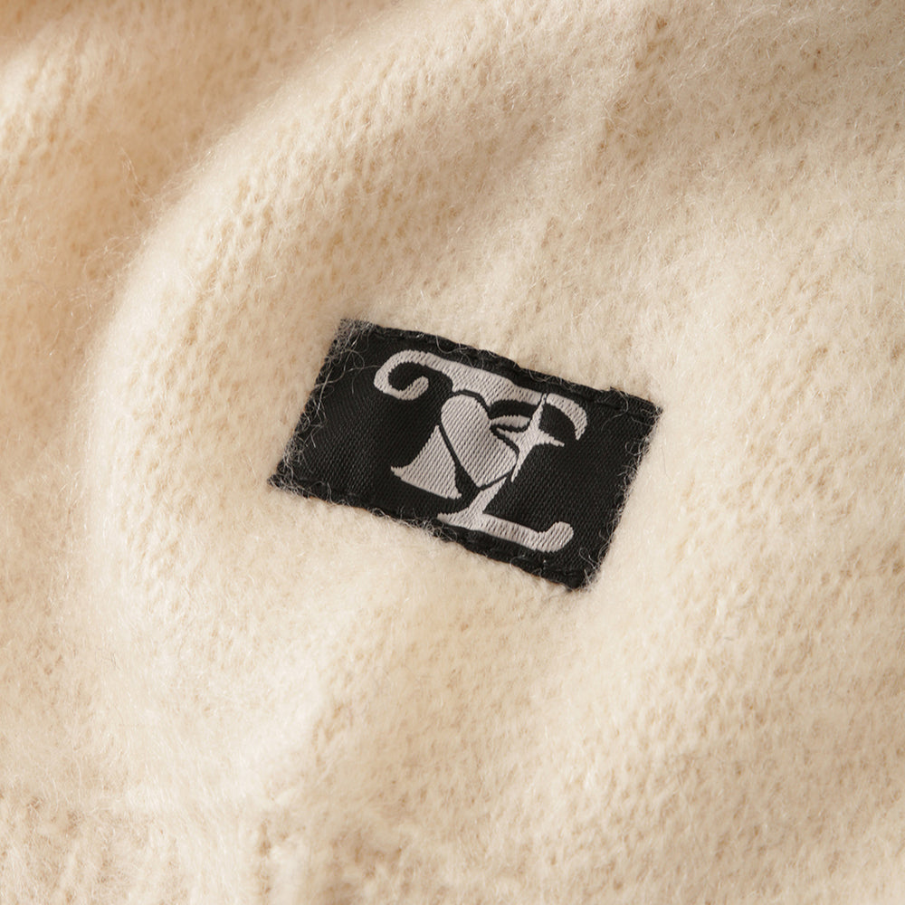 That's life “HEARTSTACK” logo knit free