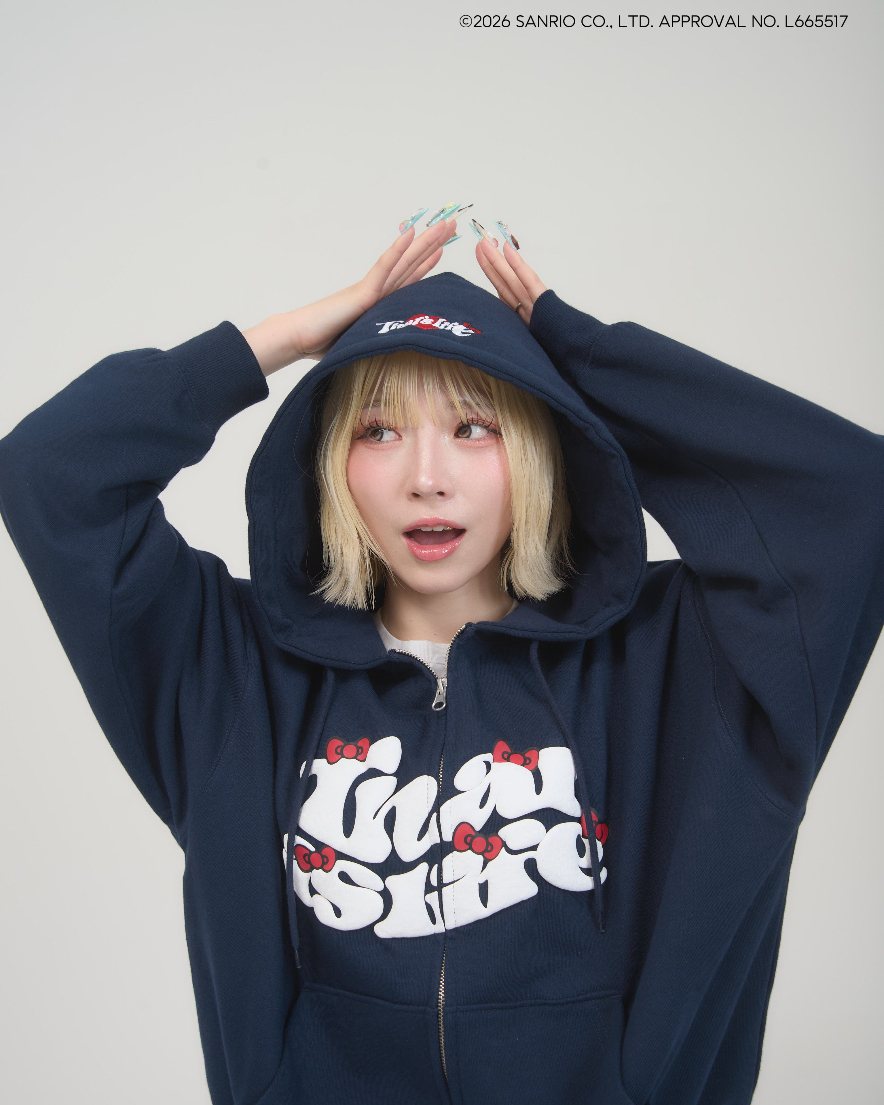 HELLO KITTY × HEAVY WEIGHT 12.0oz FRONT LOGO ZIP HOODIE – That's