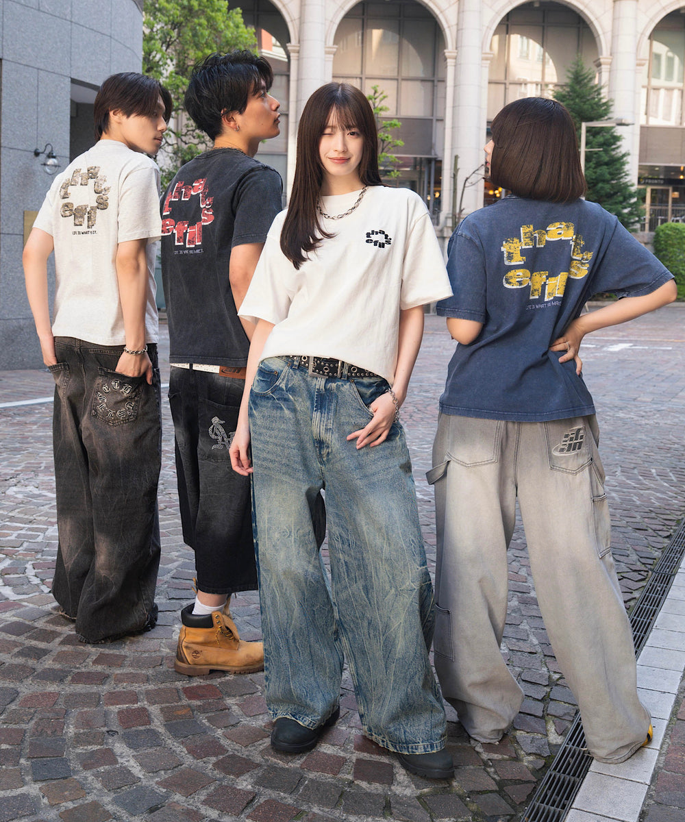 That's life distort logo tee