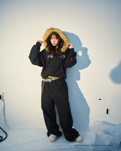 HELLO KITTY × Glitter Embroidery sweat pants – That's life online