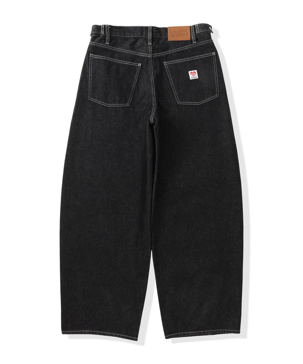 TL heart logo patch One Wash Curved Denim