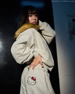 BUBBLES グリッターロゴスウェットパンツ　キティー HELLO KITTY × Glitter Embroidery sweat pants – That's life online