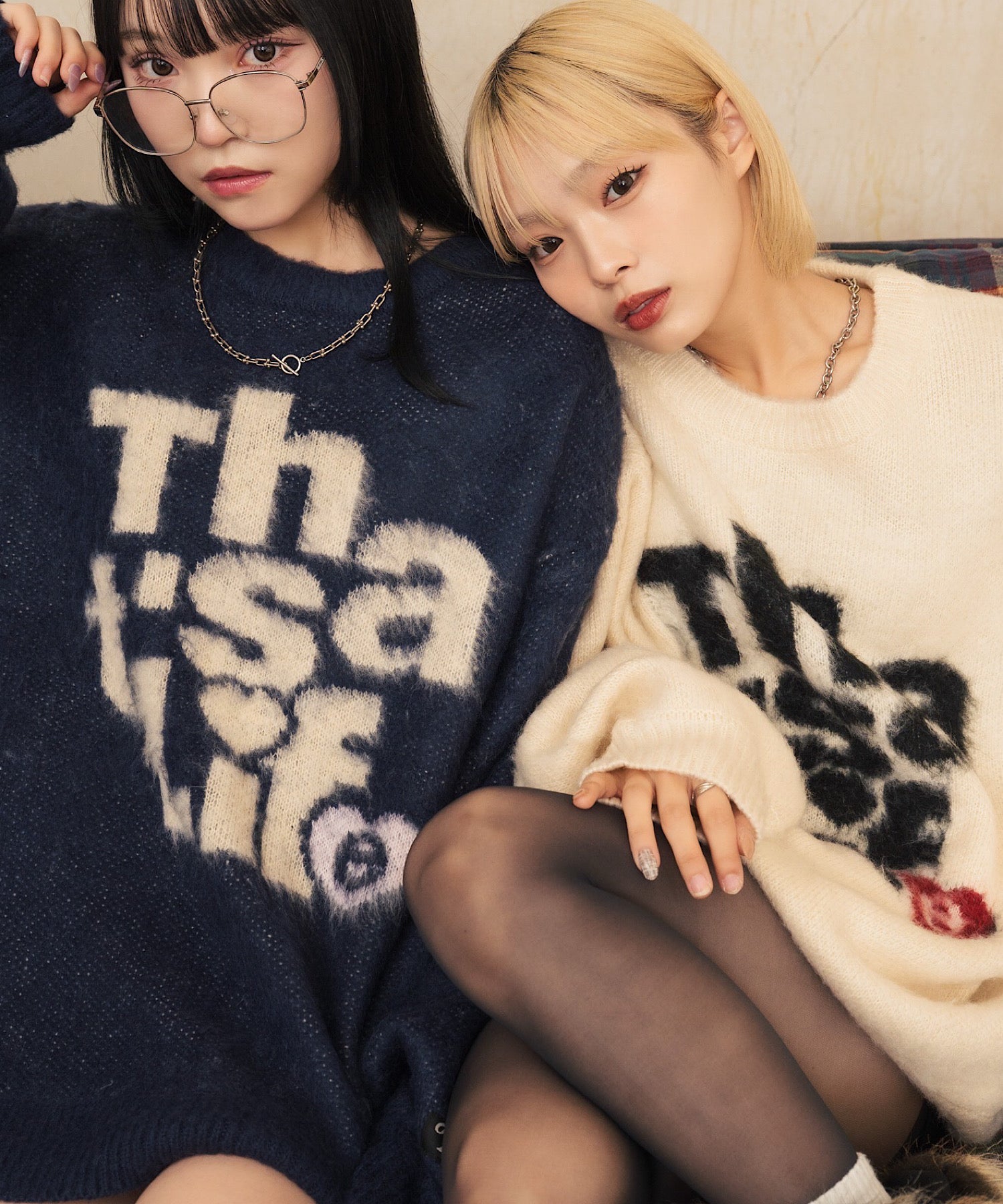 That's life “HEARTSTACK” logo knit