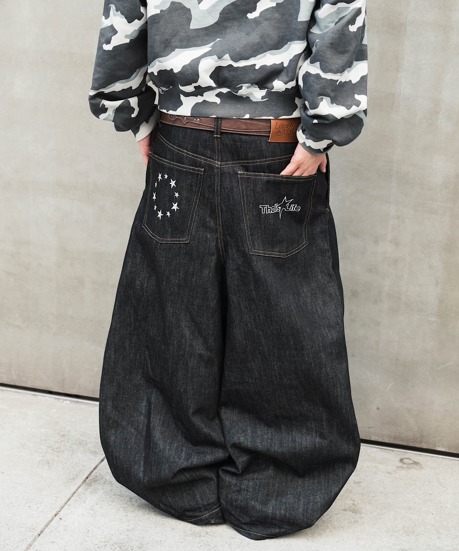 Star Embroidery Tuck Rigid Baggy Denim Pants – That's life online
