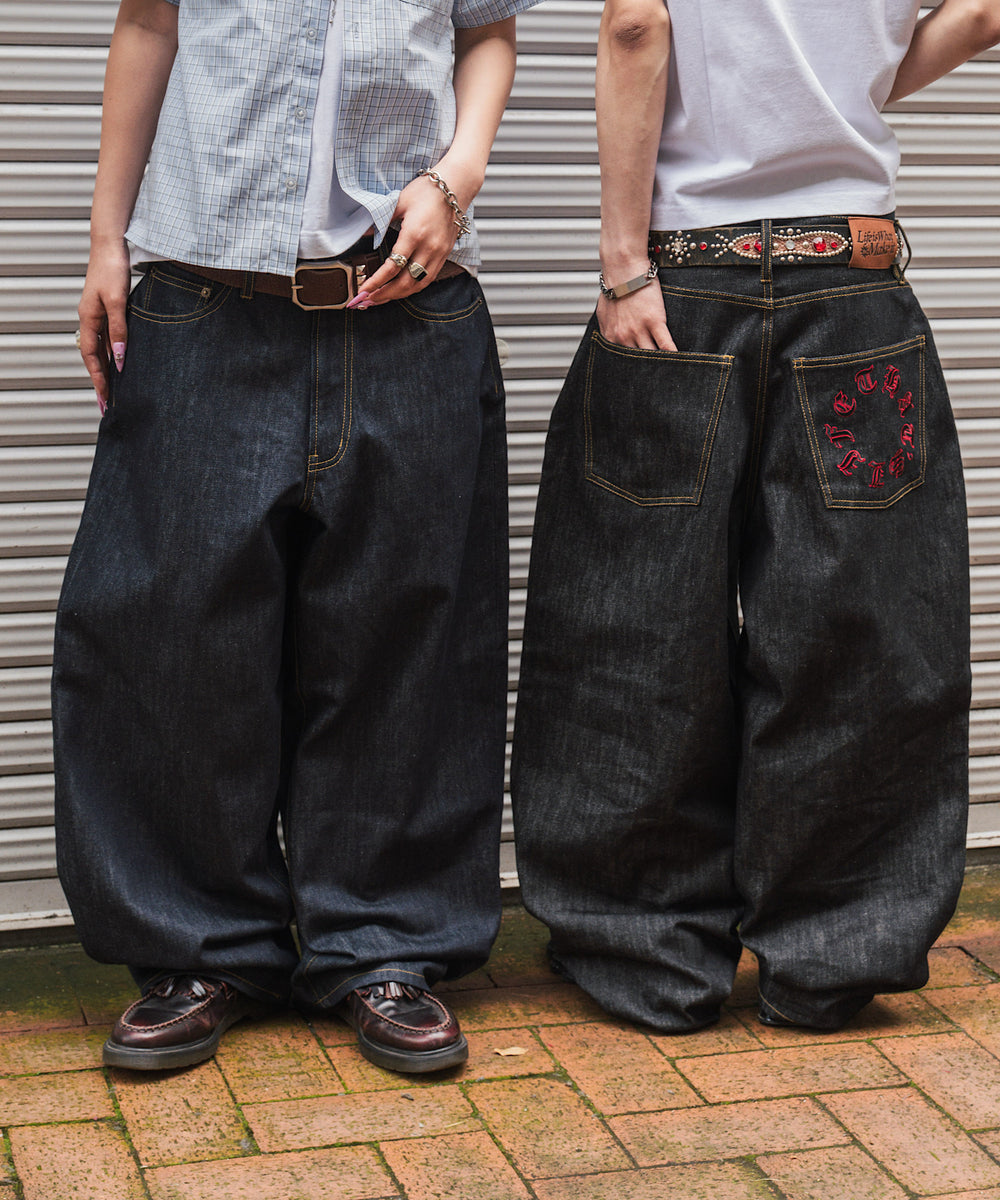 Slab rigid baggy denim