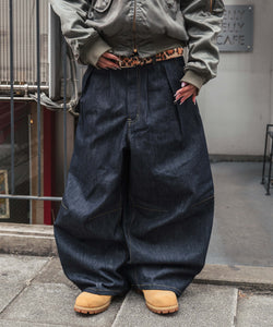 Star Embroidery Tuck Rigid Baggy Denim Pants – That's life online