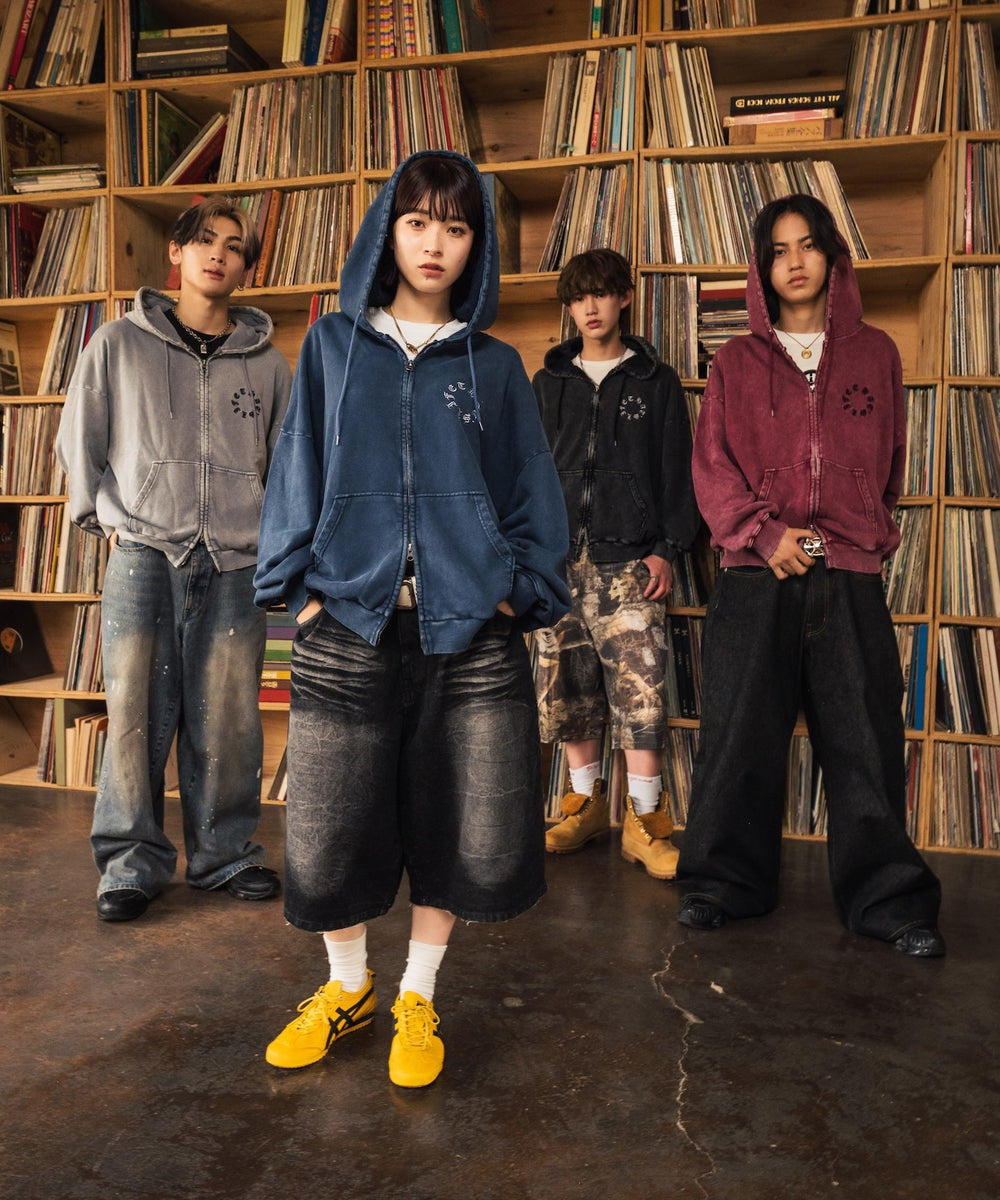 Vintage styles Circle logo zip hoodie