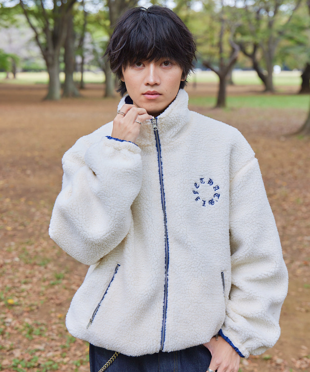 172cm / L / Navy × Ivory