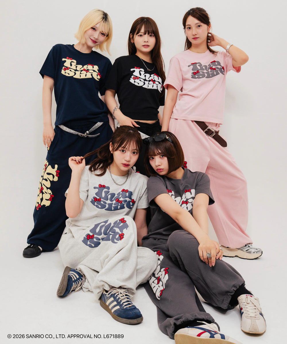 HELLO KITTY × Front Wave logo tee
