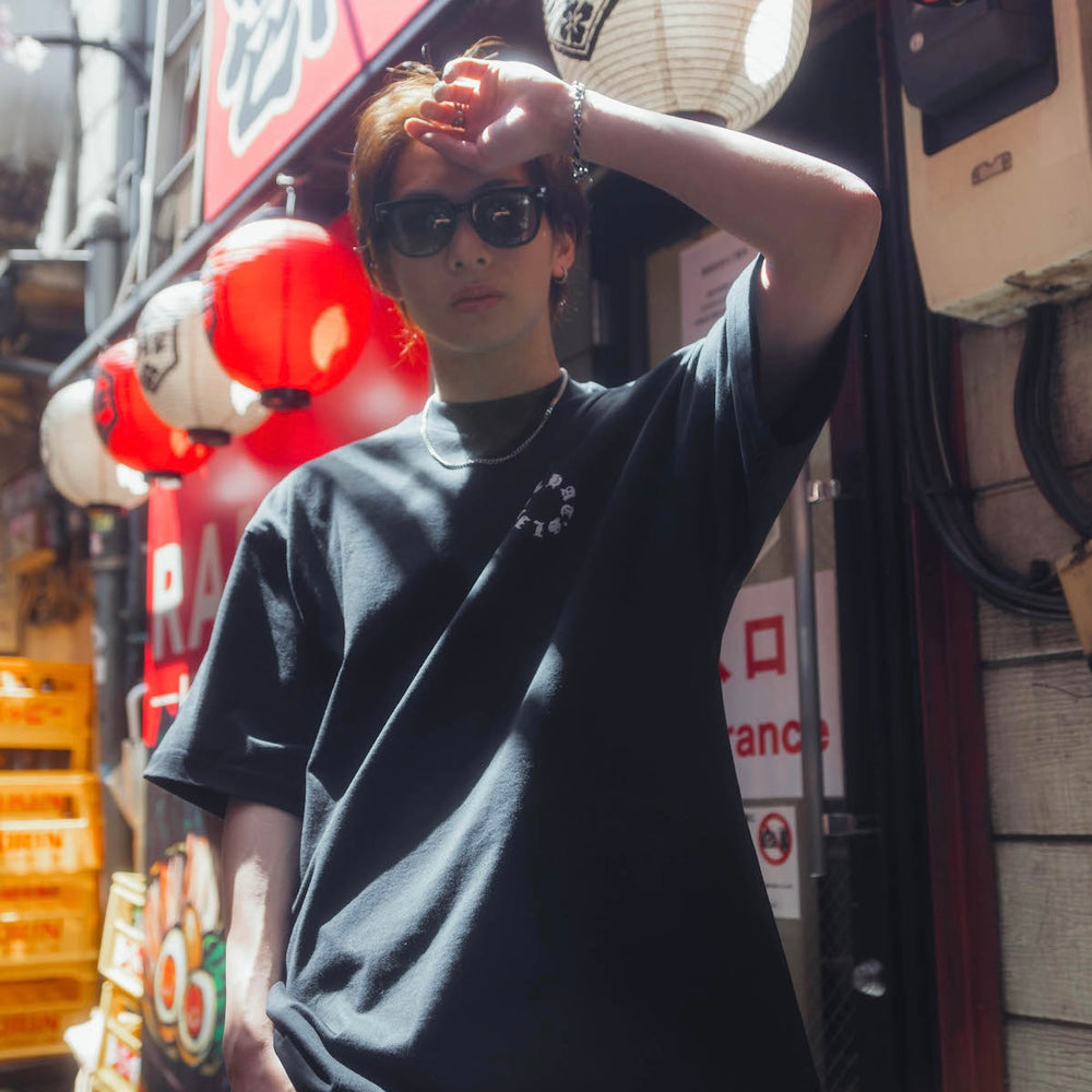 That's life Original Circle logo tee