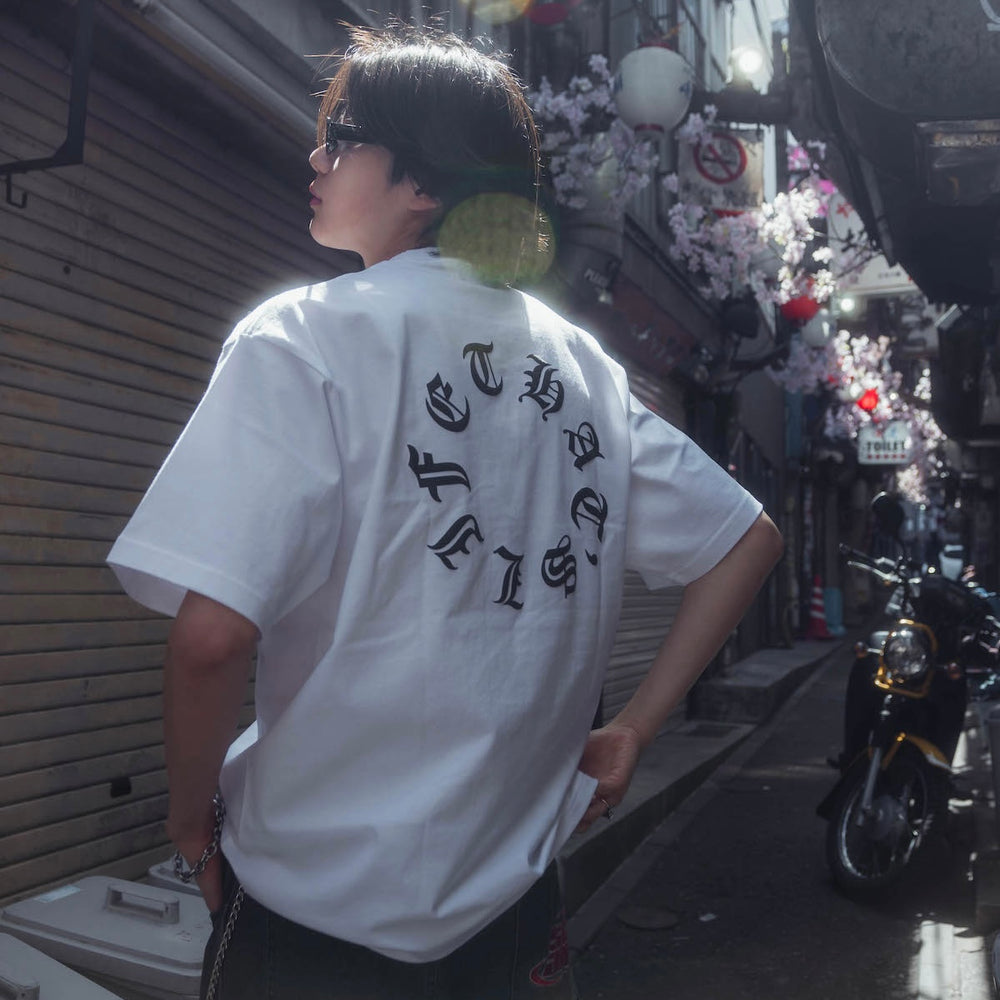 That's life Original Circle logo tee