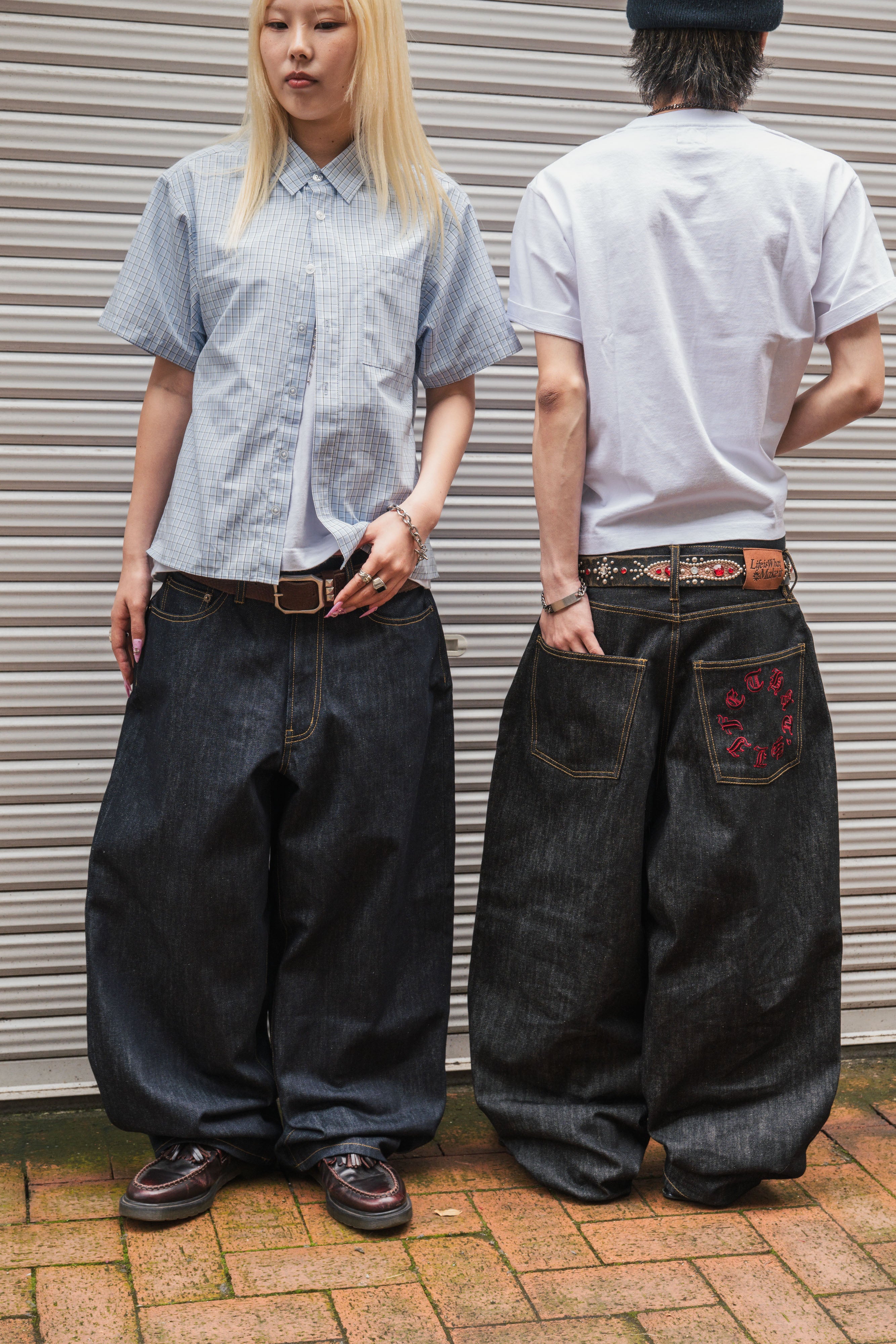 Slab rigid baggy denim free