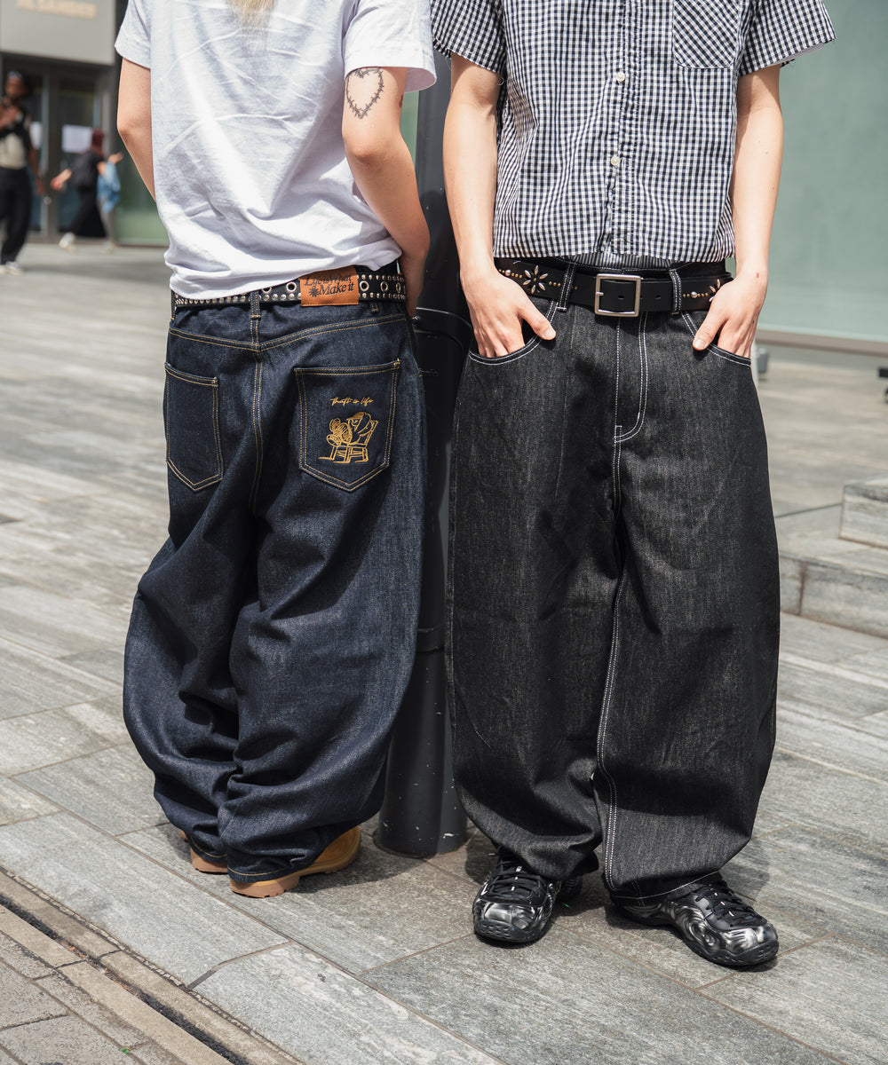 "CHILL LIFE" Rigid balloon Denim pants free