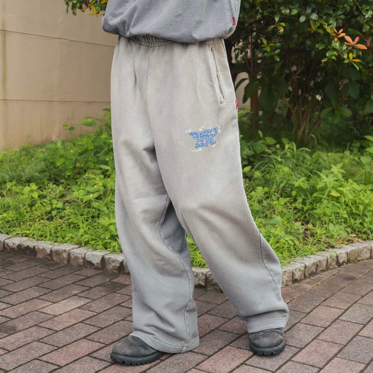 Vintage fade Wave logo sweat pants