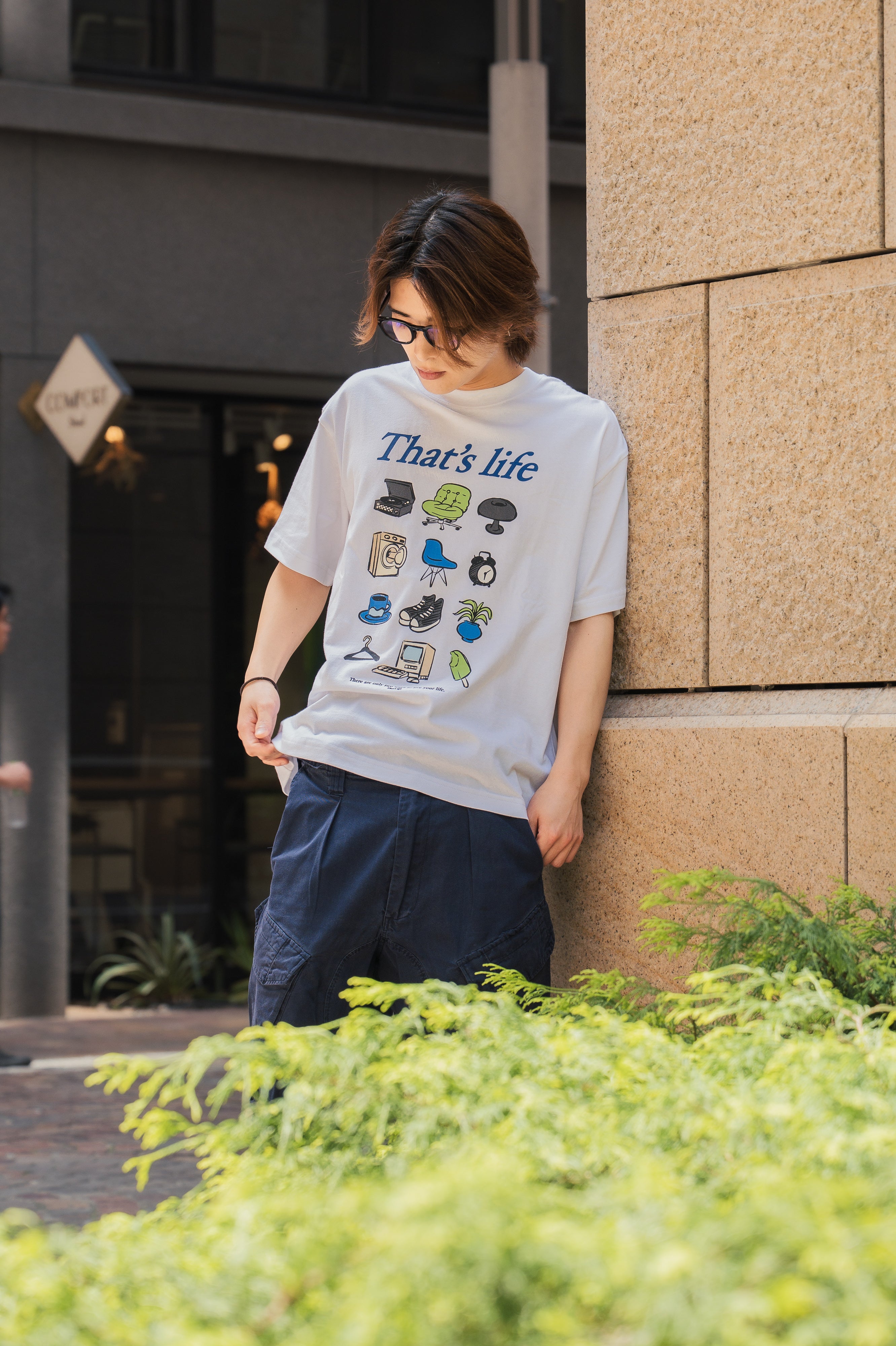 That's life MOMENT COLLECTION Tee free