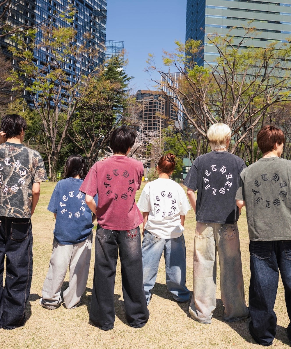 Vintage styles Circle logo tee