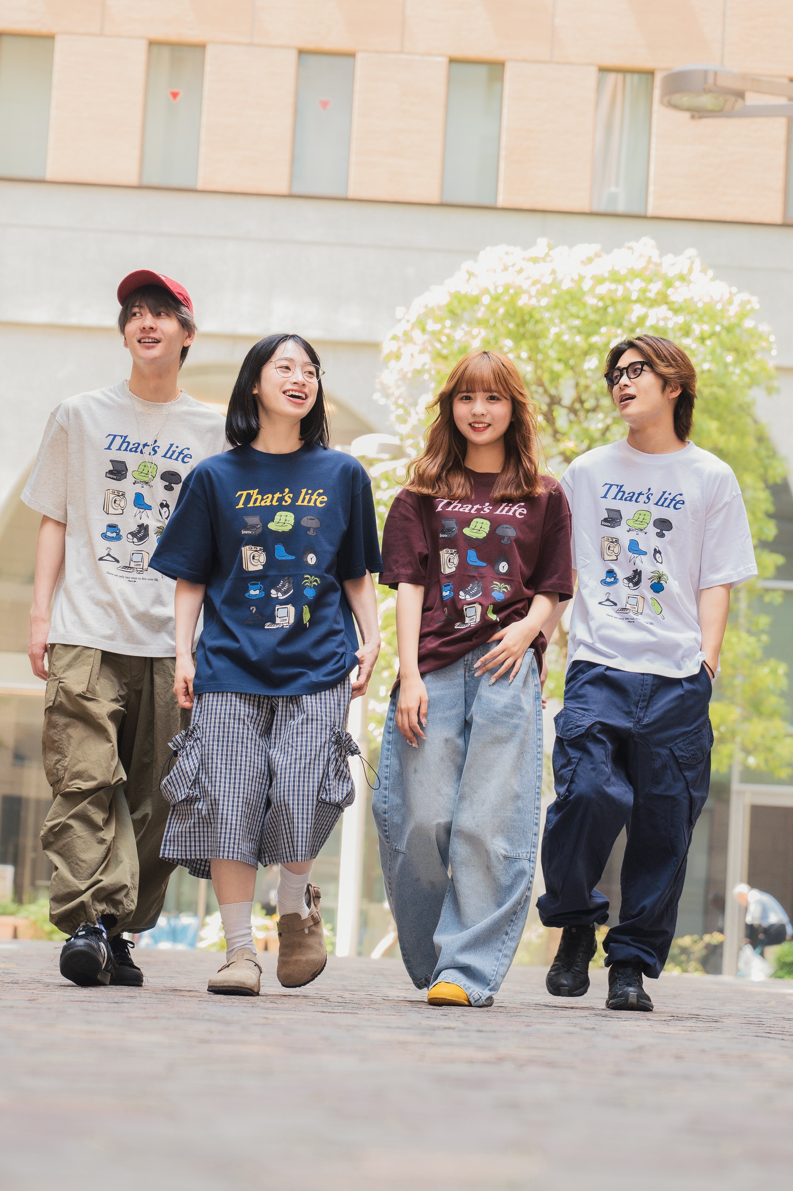 That's life MOMENT COLLECTION Tee free