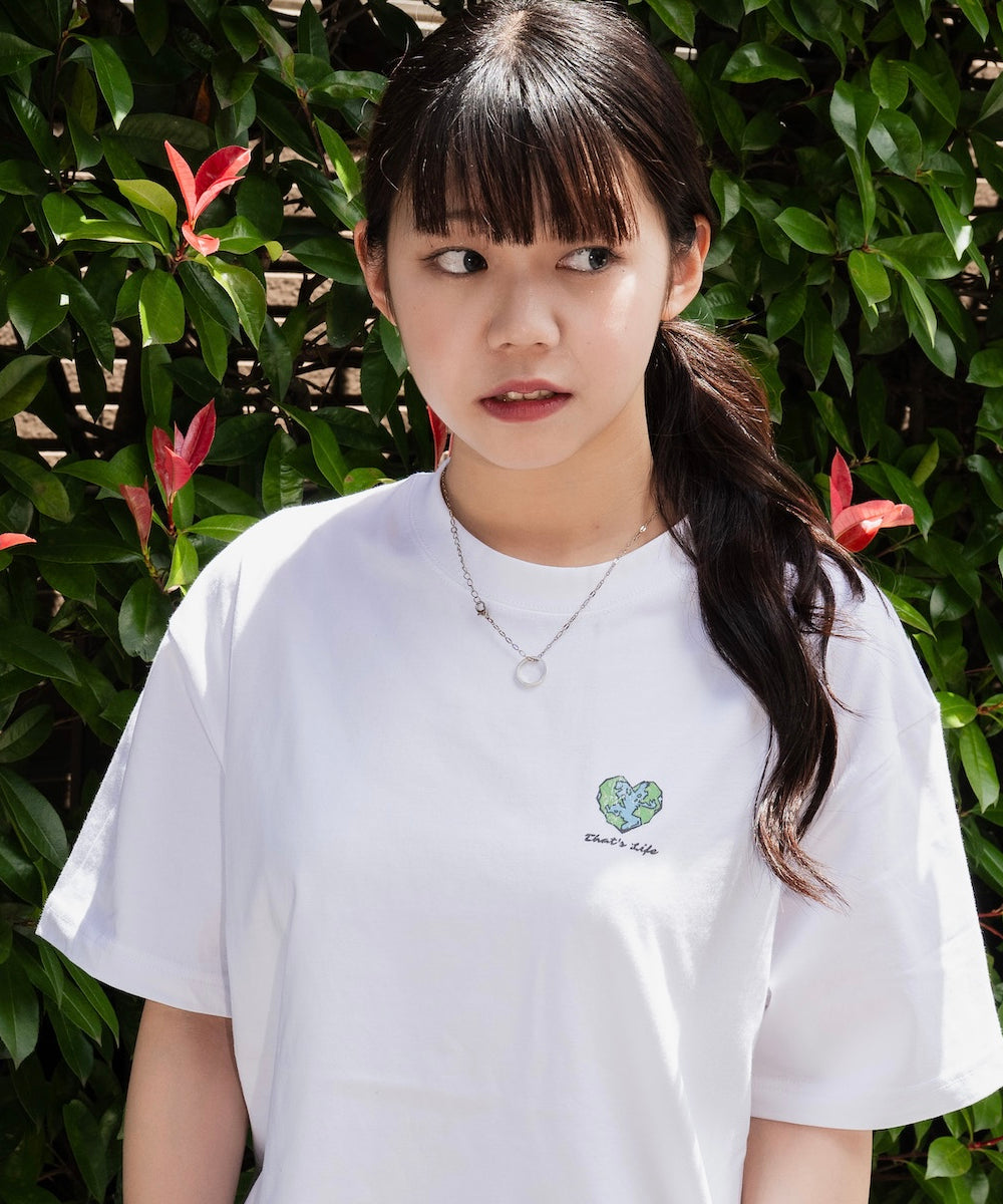 That's life Heart of Earth Tee