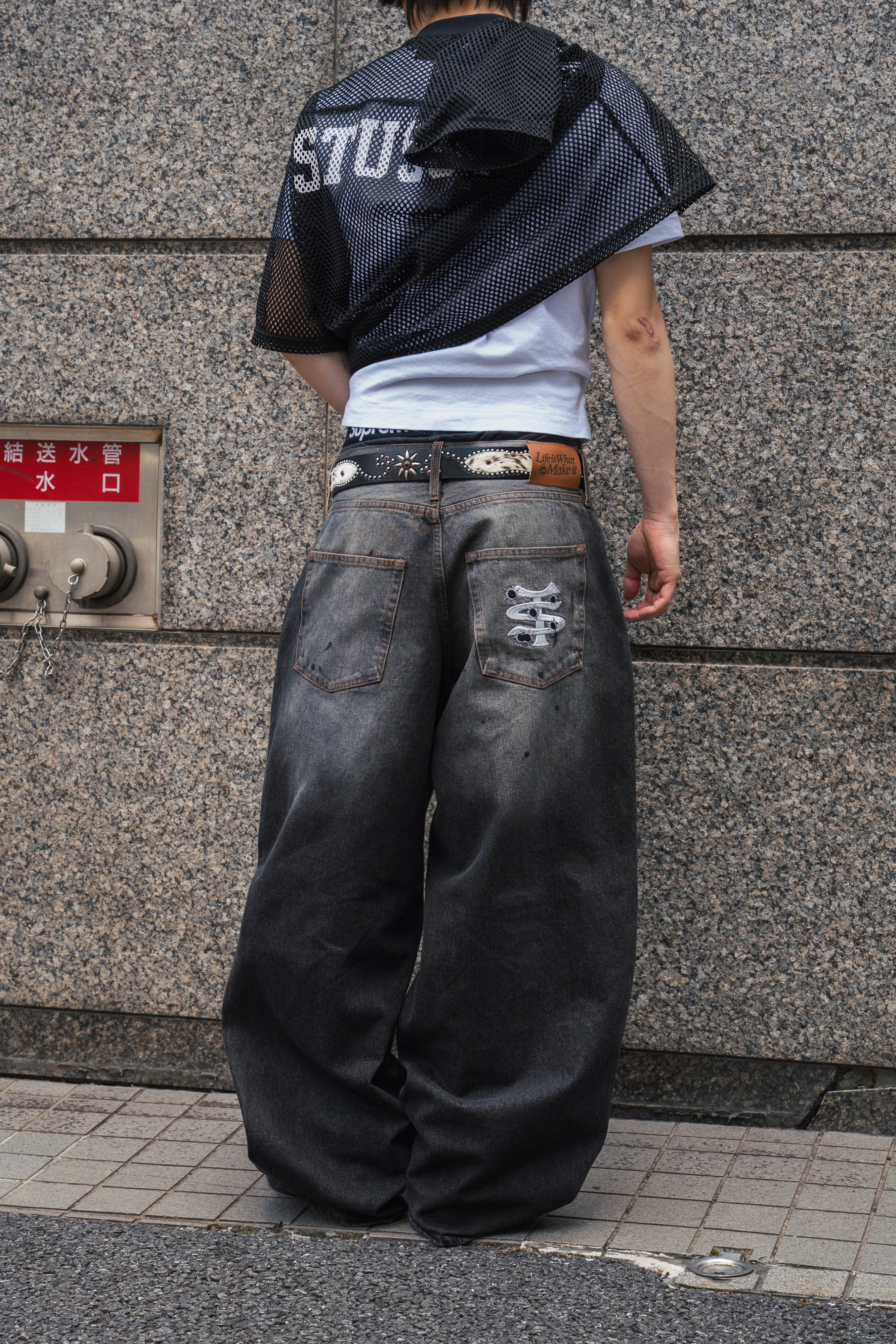Barrel leg TS logo Damage denim pants free