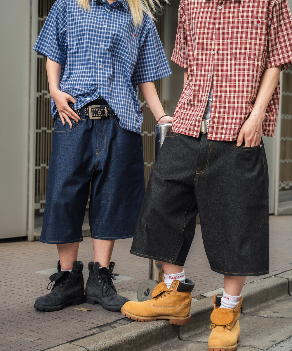 "CHILL LIFE" Rigid Denim shorts free