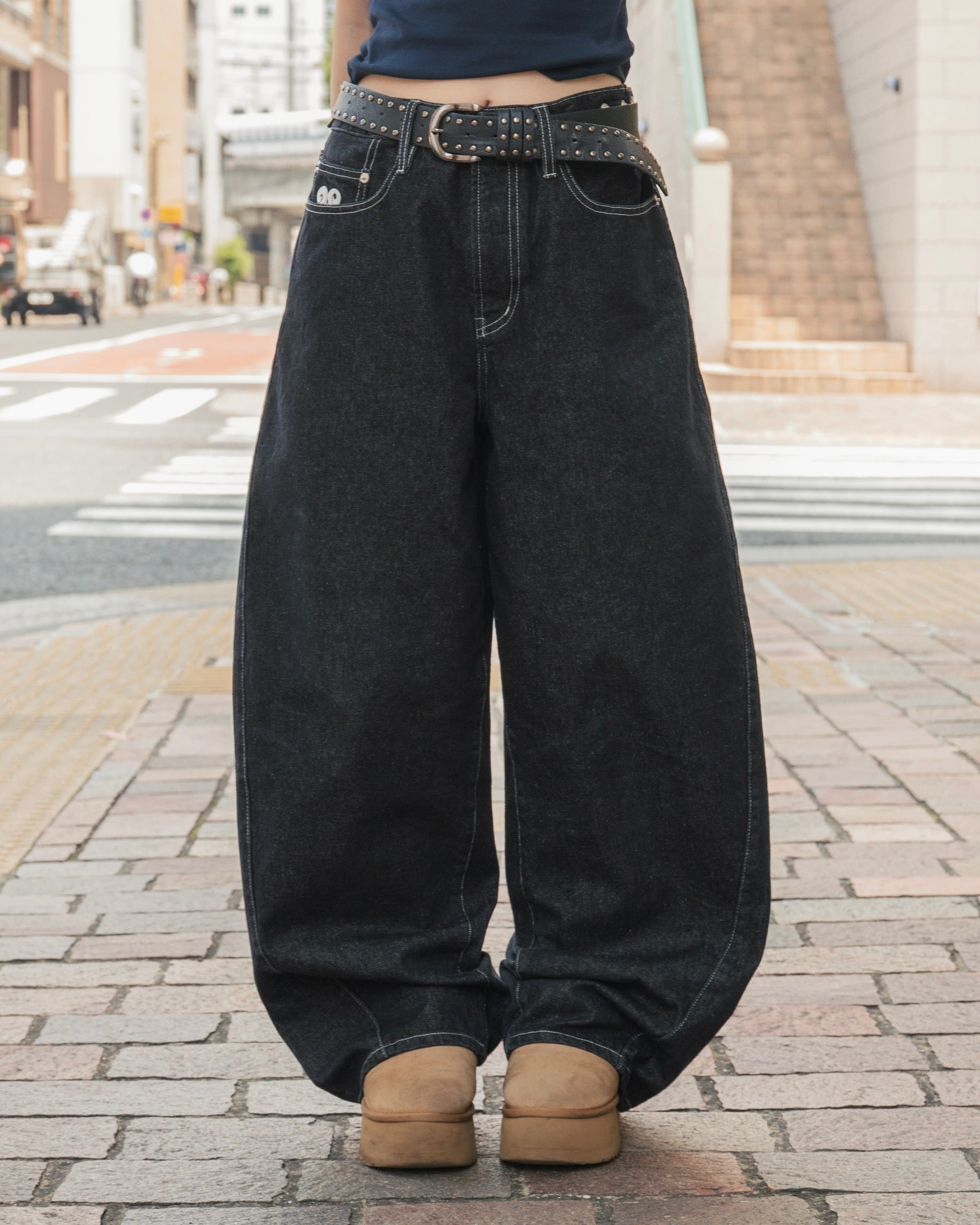 TL heart logo patch One Wash Curved Denim free