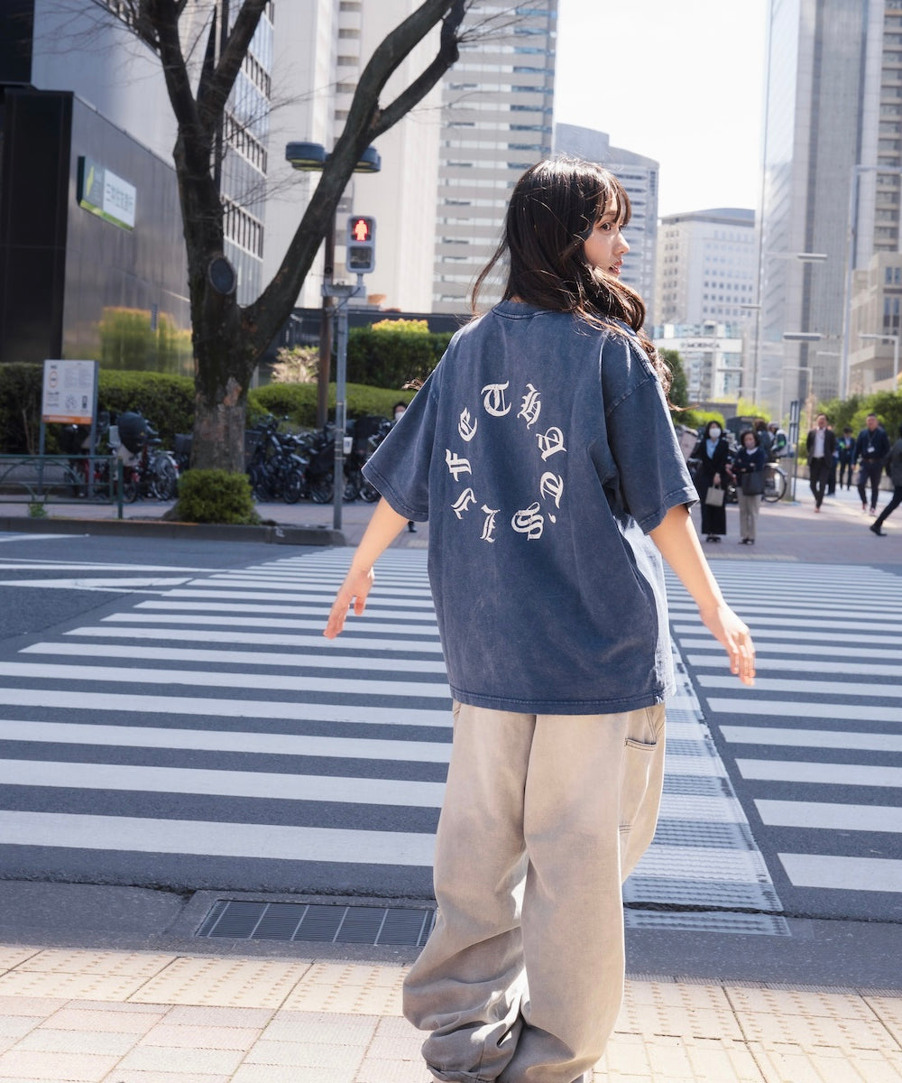 Vintage styles Circle logo tee