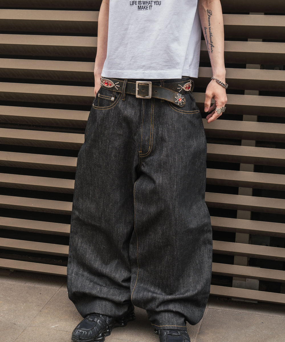 Slab rigid baggy denim free